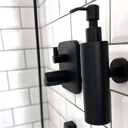 Gemuetliches Im Zentrum Von Mit Designer-wanne & 24h-check-in Lägenhet
